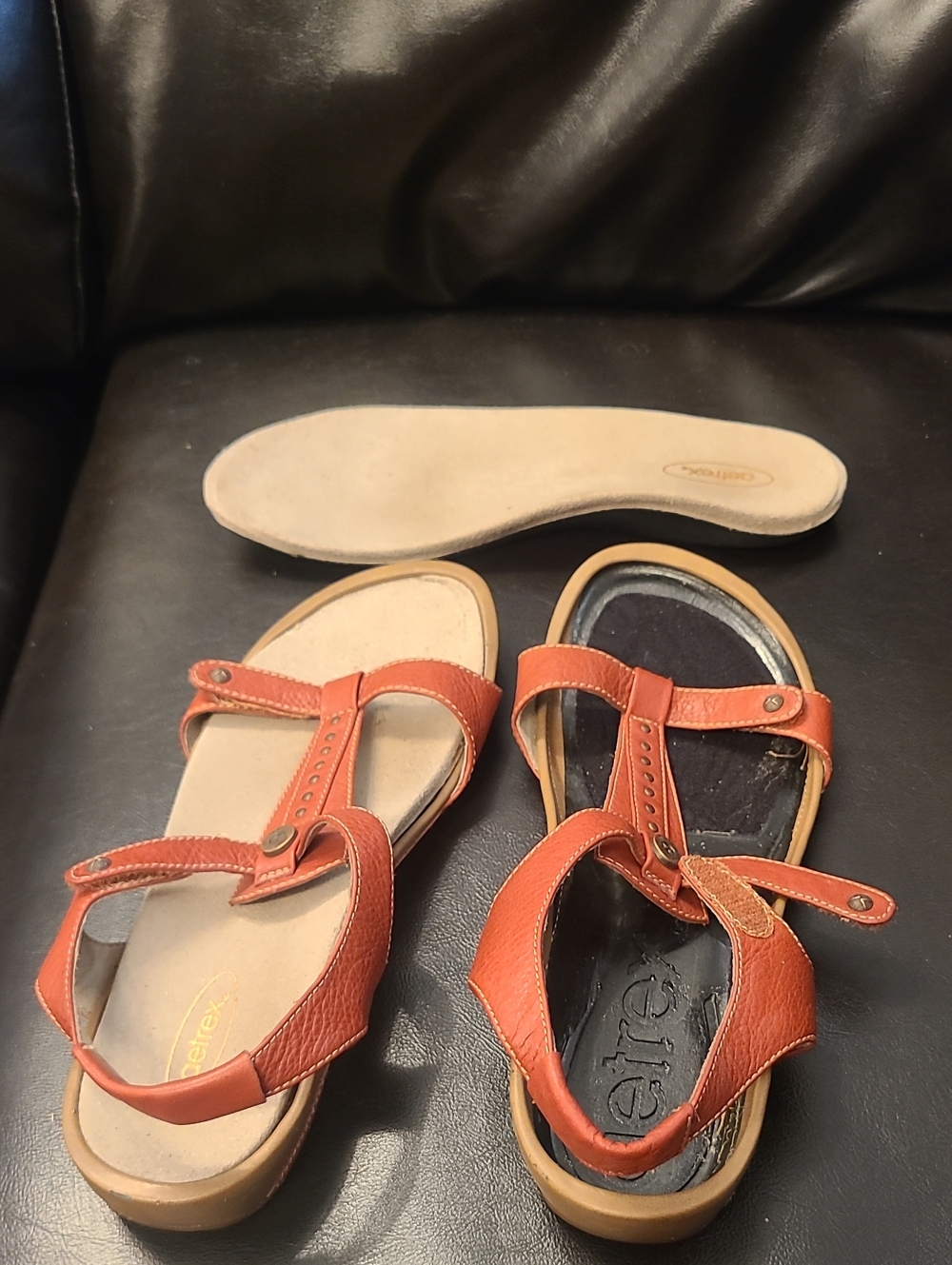 Aetrex Women's Red-Orange Tan Leather T-Strap Sandals